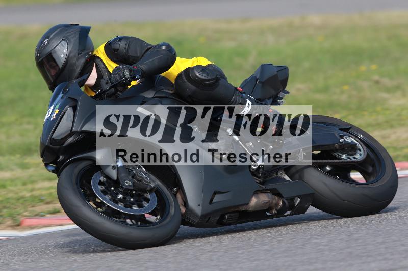 /Archiv-2022/06 15.04.2022 Speer Racing ADR/Instruktorengruppe/11